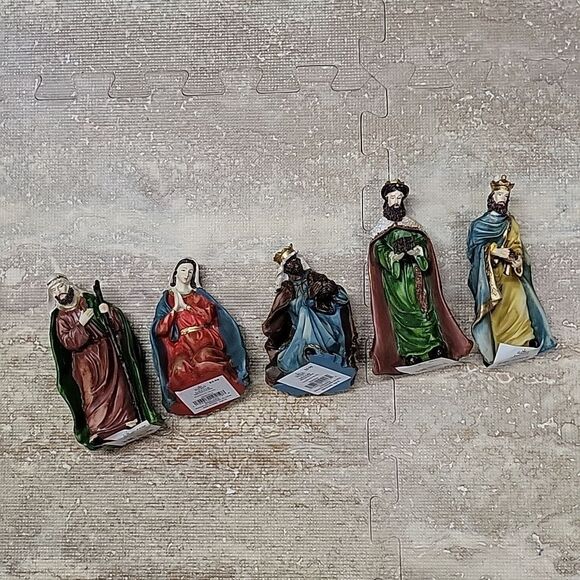 DECOR SET OF 5 XMAS STATUES IN NEW CONDITION JOE, MARY, 3 WISE MEN 5-6" HIGH - Picture 1 of 4
